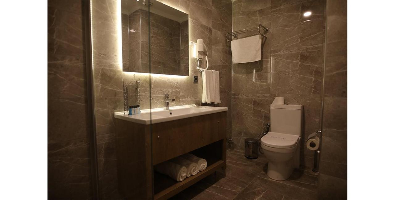 Plaza Hotel Izmir Zewnętrze zdjęcie